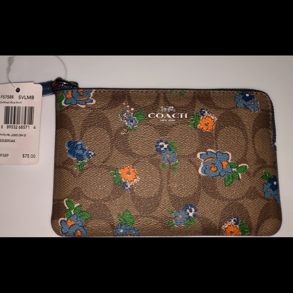 Coach Authentic Corner Zip Floral Sign. wristlet